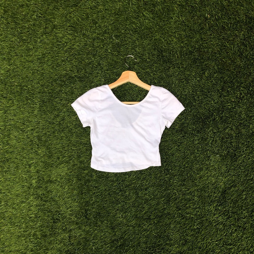 Brandy Melville T-Shirt Bundle